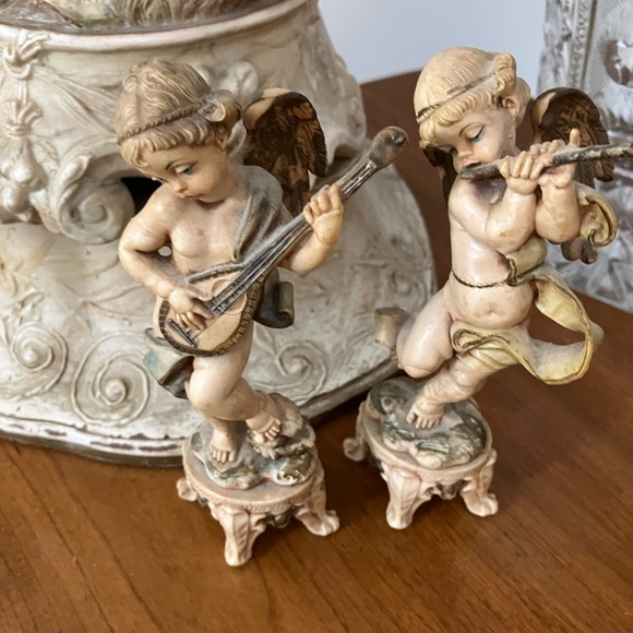 Pair of angels - - Picture 6 of 7